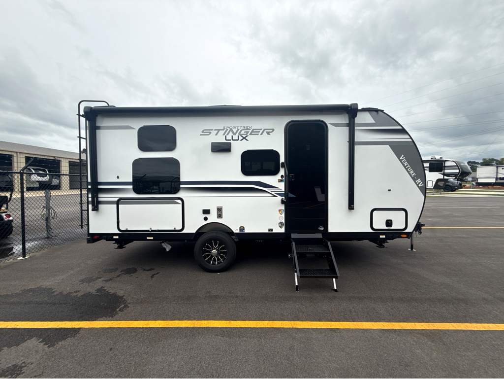 2026 VENTURE RV SPORTTREK STINGER 161VUD - Image 23