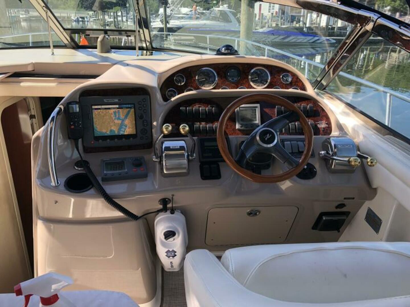 2002 Sea Ray 360 Sundancer - Image 8