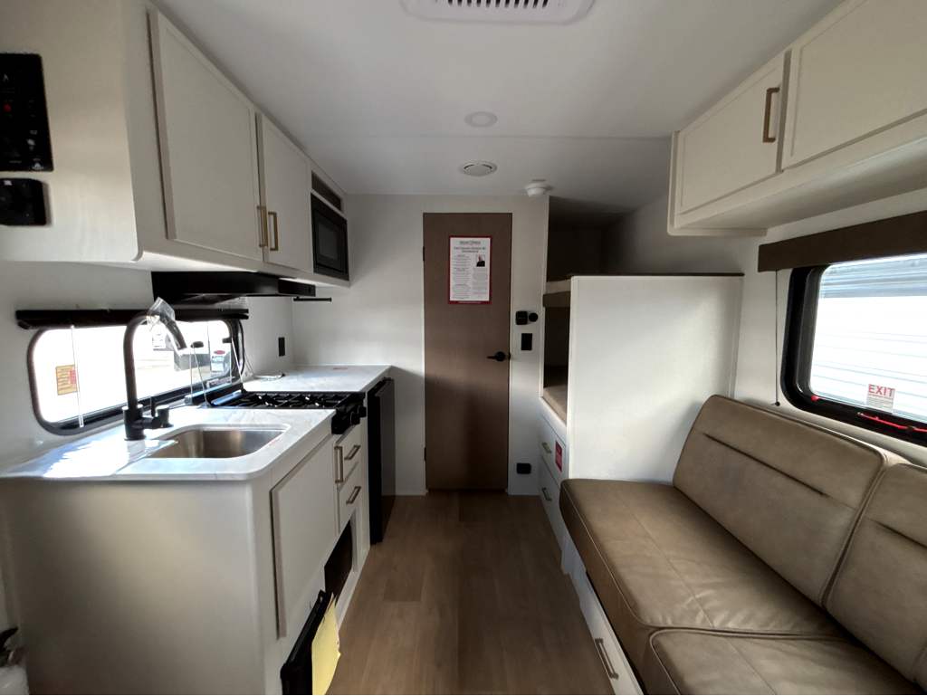 2026 GRAND DESIGN TRANSCEND 151BH - Image 7