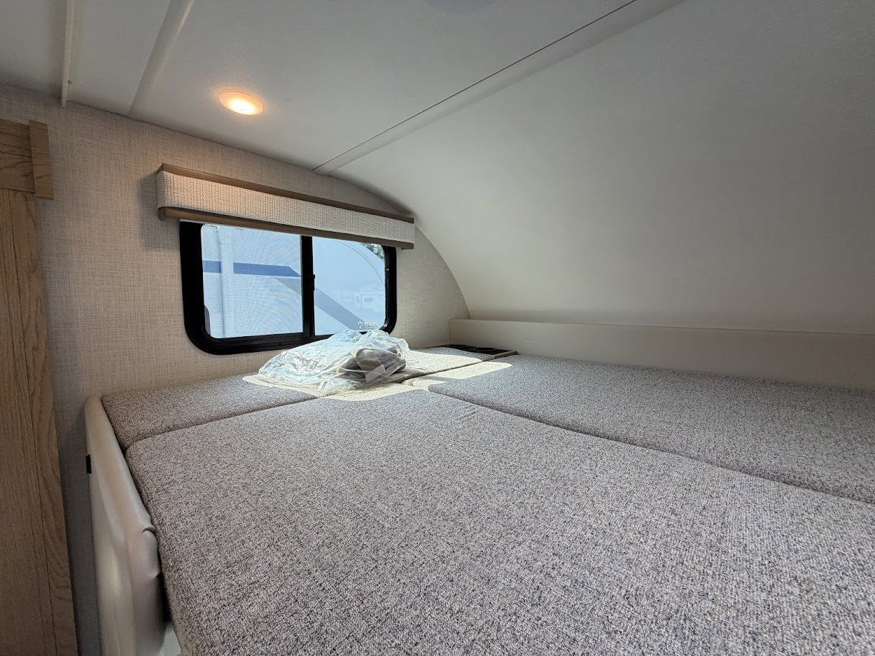 2026 THOR MOTOR COACH MAGNITUDE GZ25 - Image 22