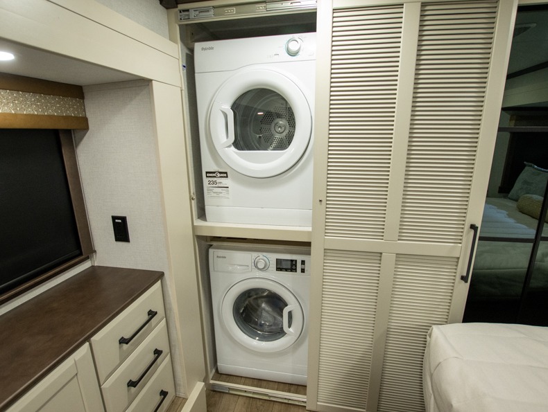 2026 Forest River RiverStone 421FK - Image 27