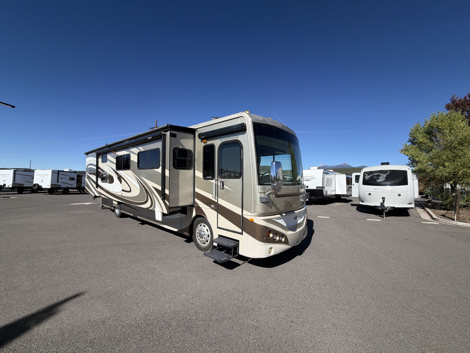 2013 Fleetwood Expedition 38B - Image 1
