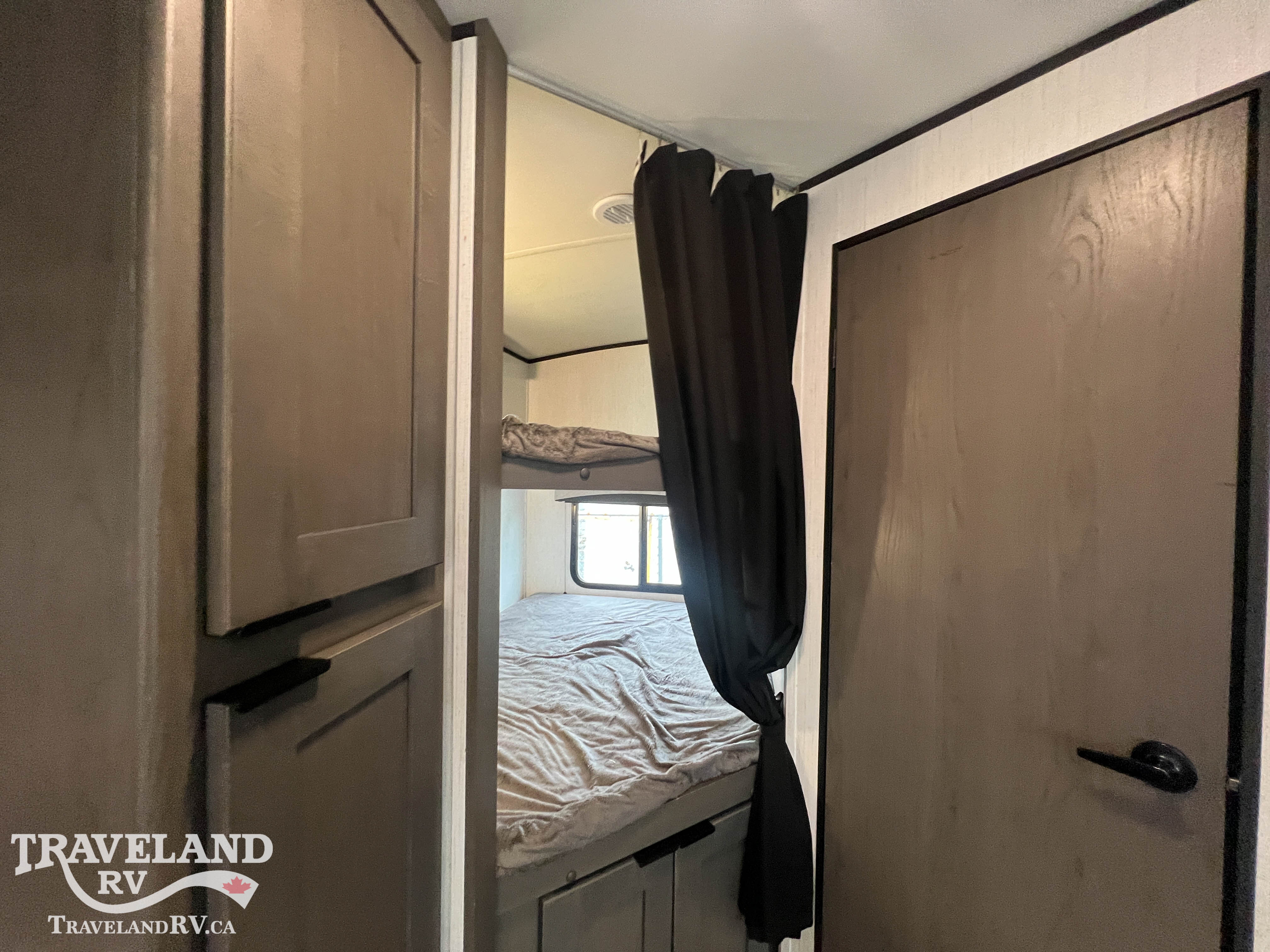 2021 Cruiser RV Embrace Ultra-Lite EL252 - Image 18