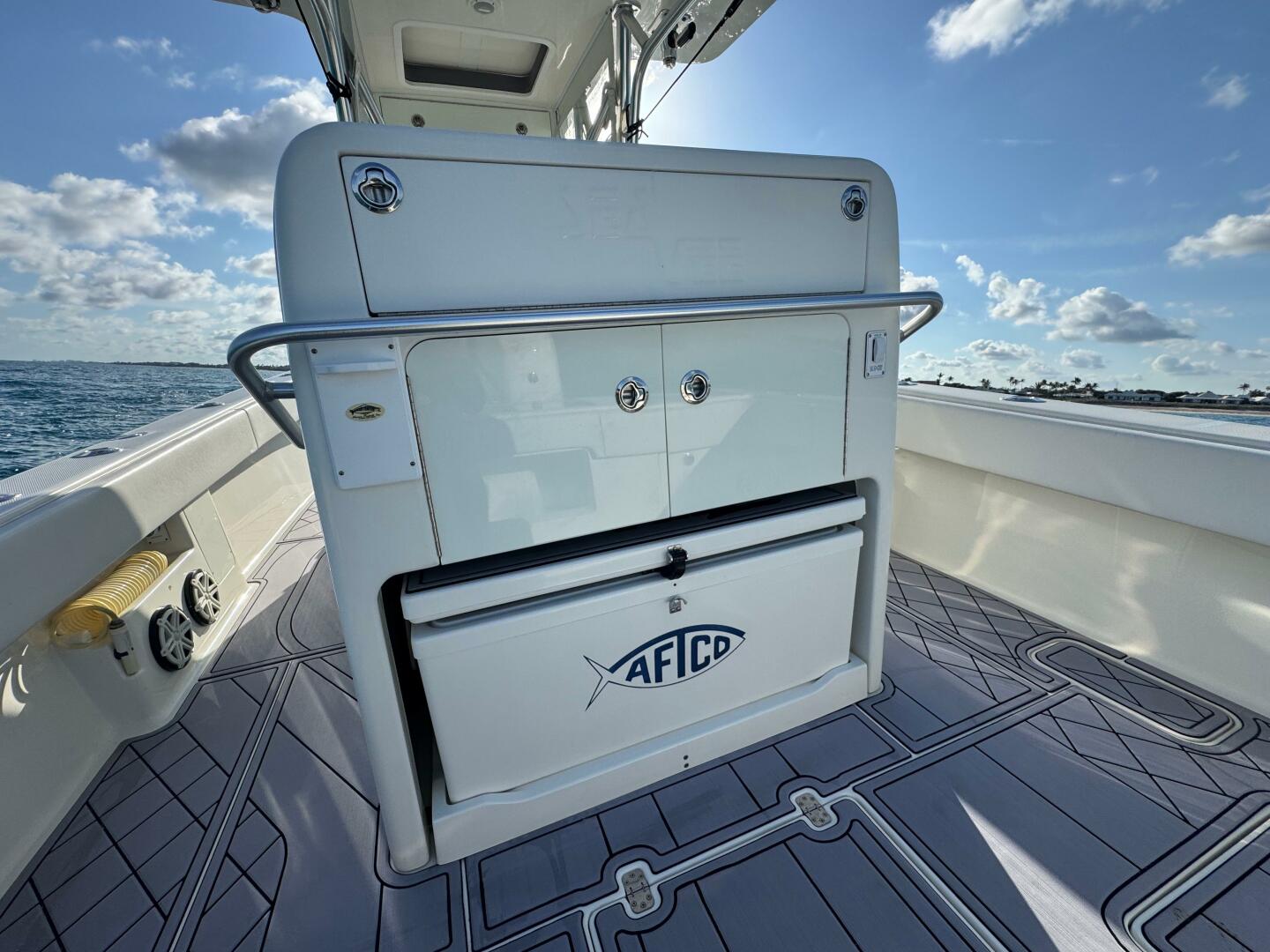 2017 SeaVee 340Z - Image 12