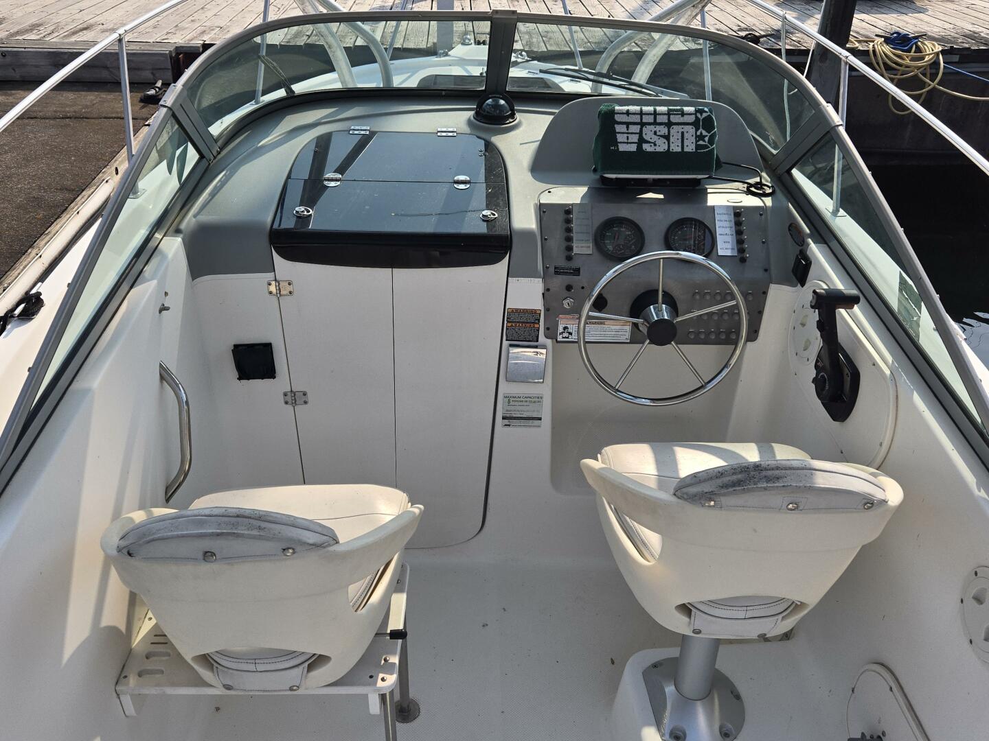 2004 Bayliner - Image 7