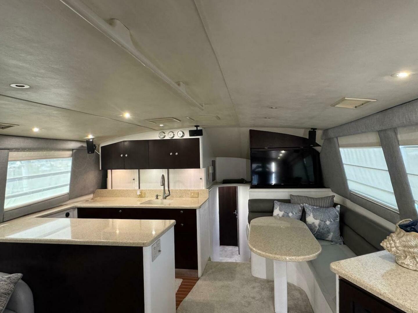 2000 Ocean Yachts 48 Convertible - Image 16