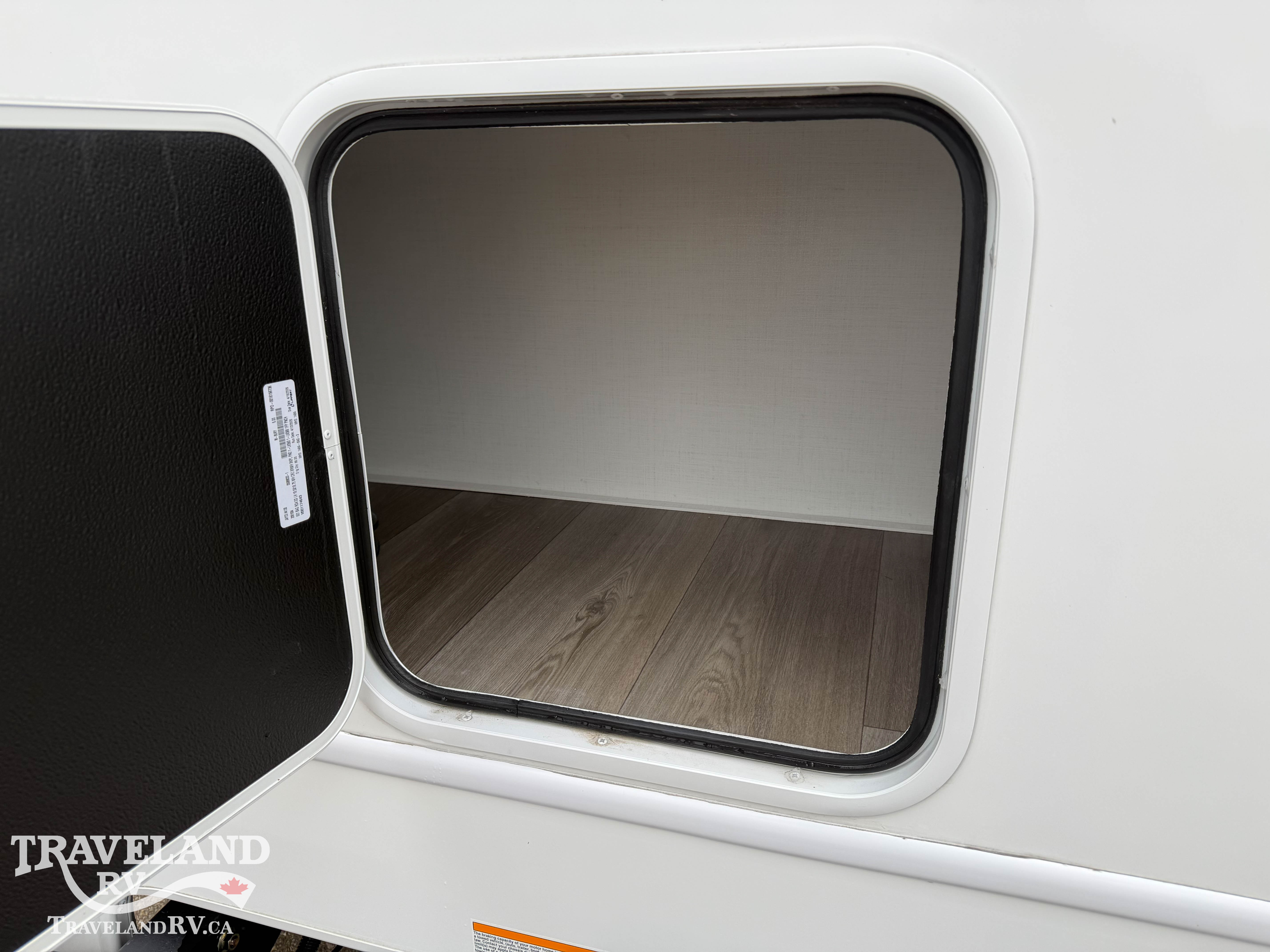 2027 Entegra Coach Odyssey SE 20LF - Image 9