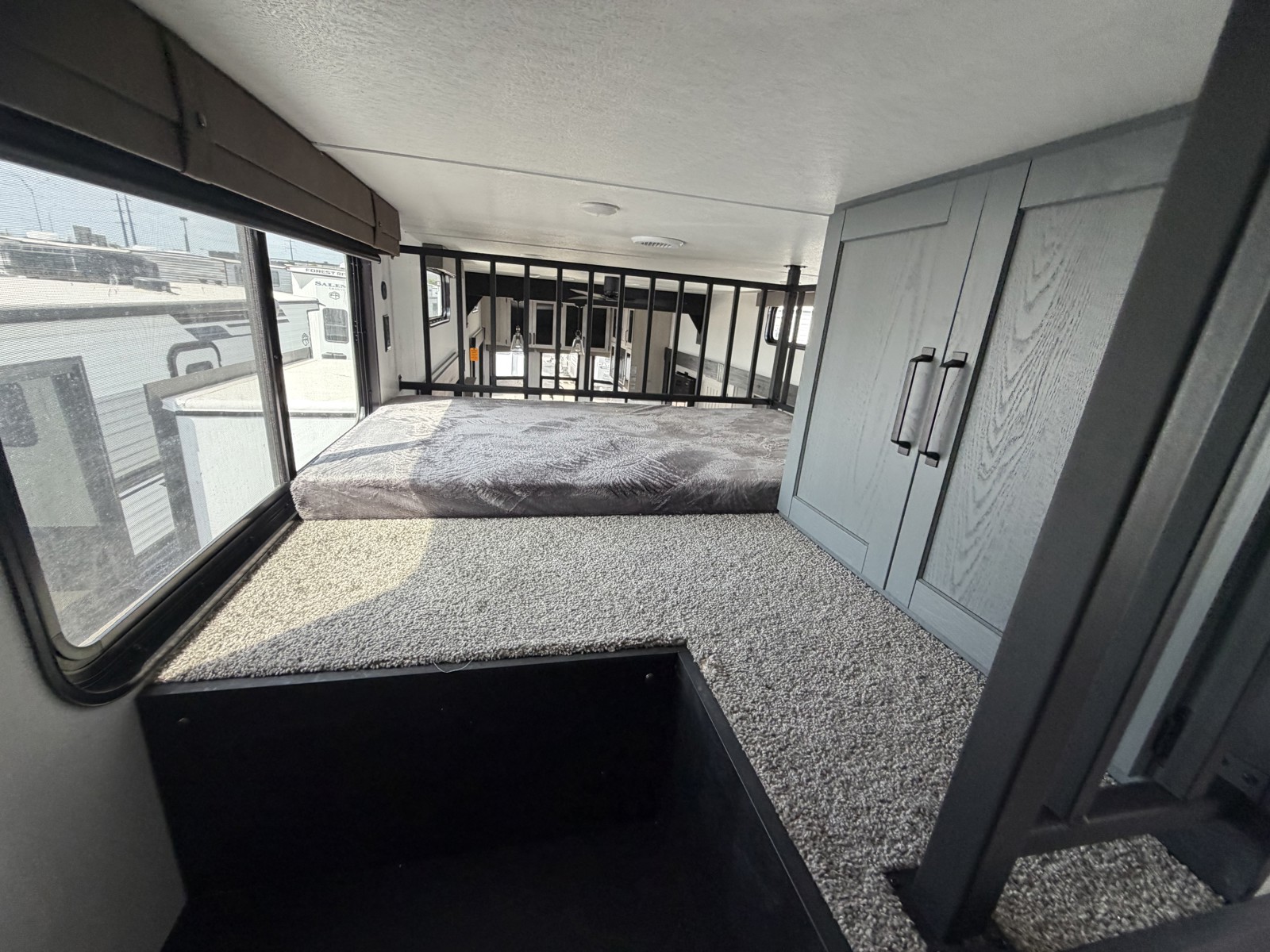 2026 PALOMINO 403LFT - Image 18