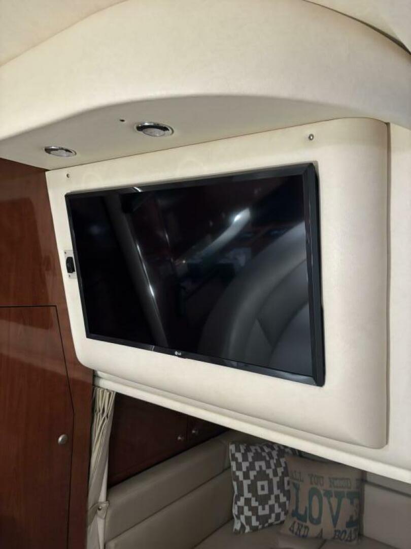 2007 Sea Ray 340 - Image 16