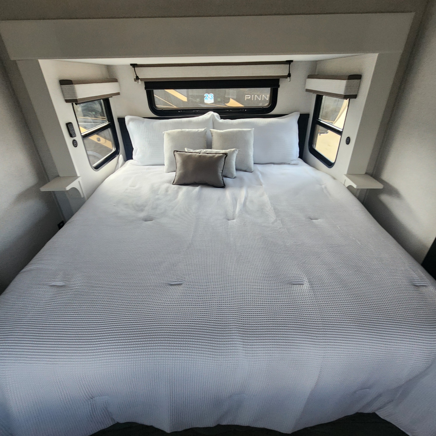 2026 JAYCO PINNACLE 36FBTS - Image 44