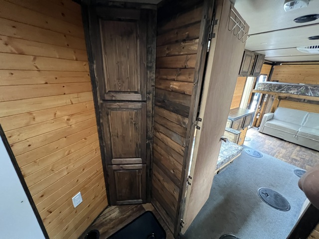 2022 ICE CASTLE RV SPIRIT 8X22 - Image 19