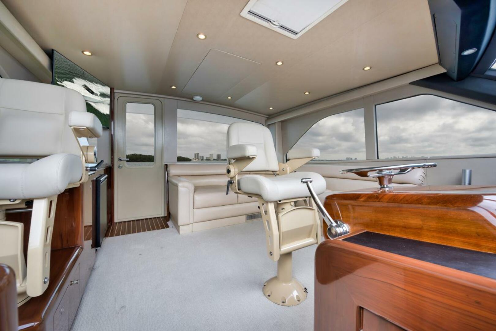 2007 Viking 52 Sport Coupe - Image 17