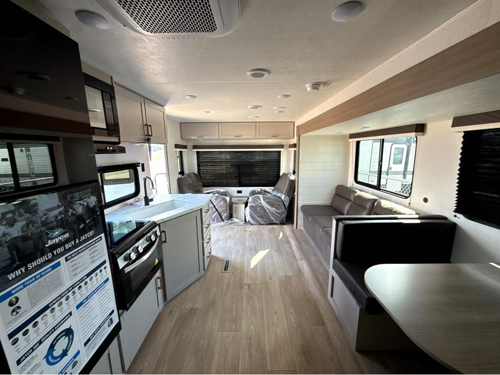 2027 JAYCO JAY FLIGHT 262RLS - Image 6