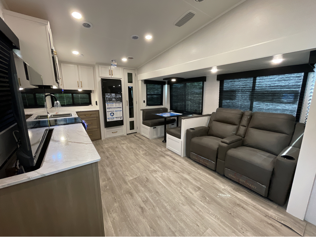 2026 Jayco Eagle SLE 28RKS - Image 6