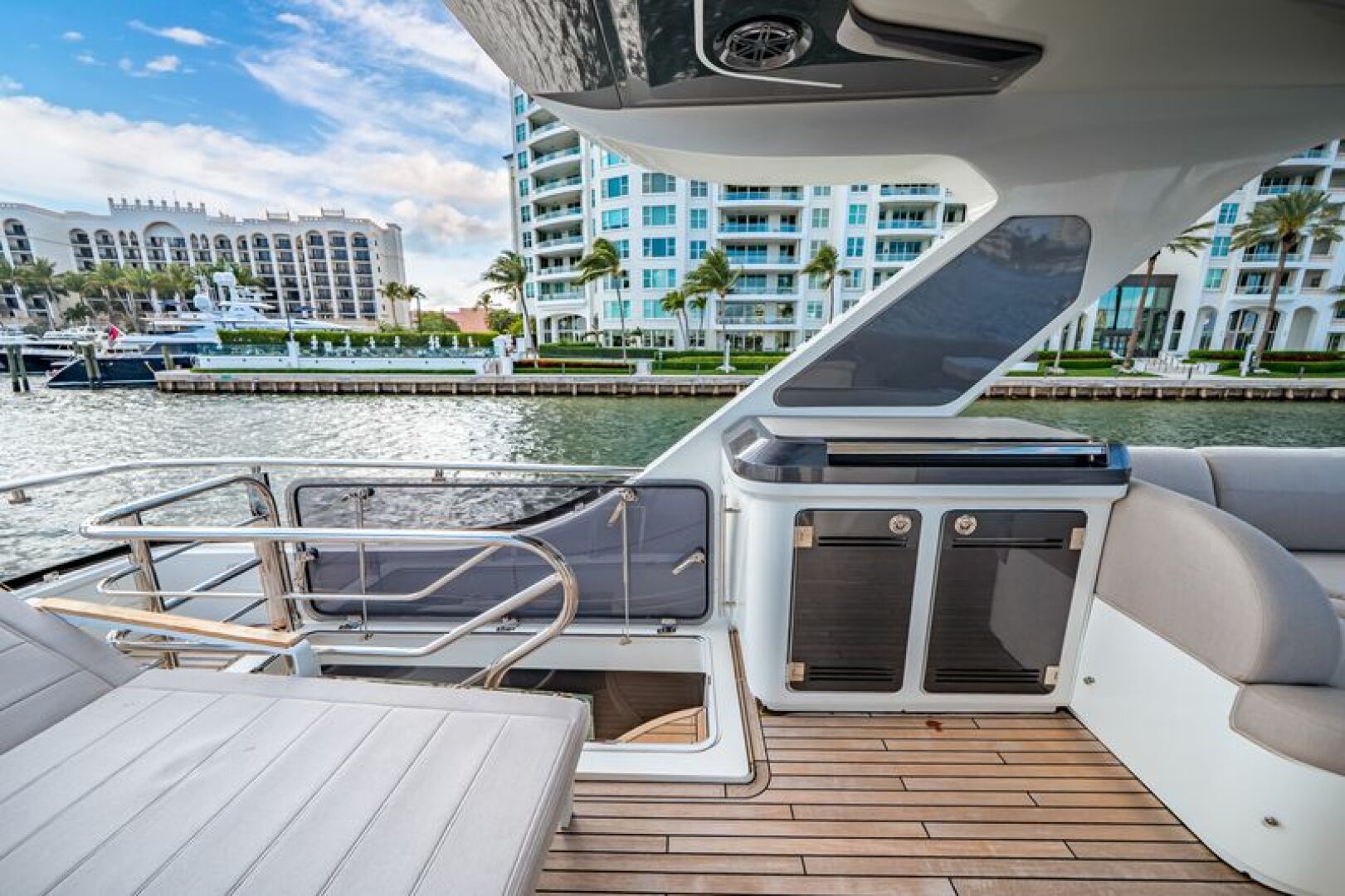 2024 Galeon 560 FLY Base - Image 43