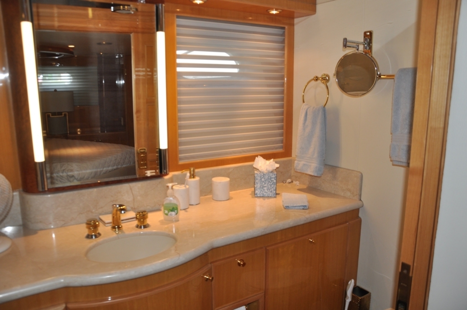 2003 McKinna 58 - Image 19