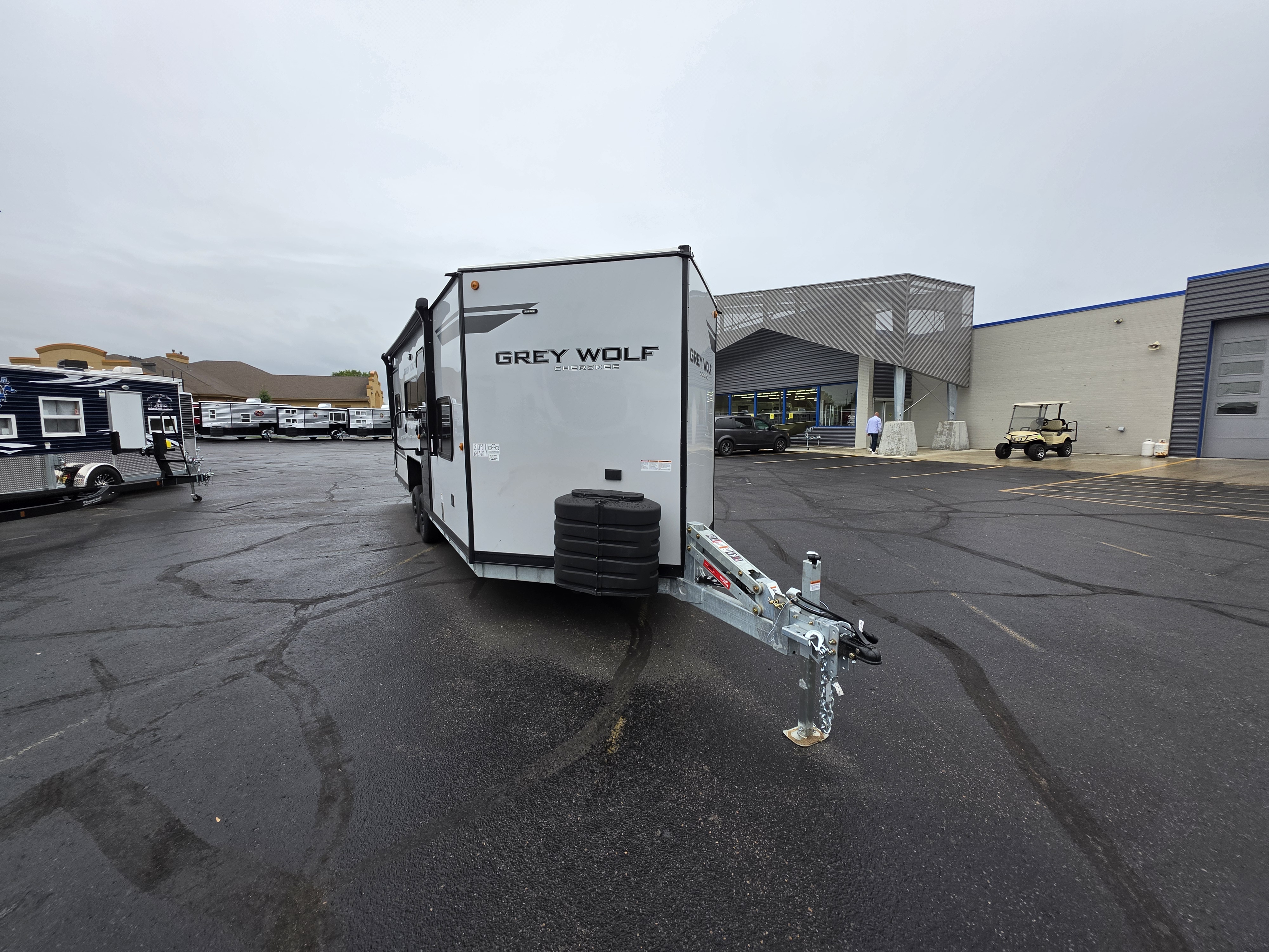 2027 CHEROKEE GREY WOLF 21JBH - Image 2