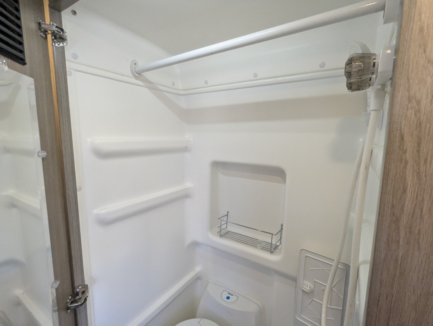 2023 Winnebago Solis NPF 59P - Image 28