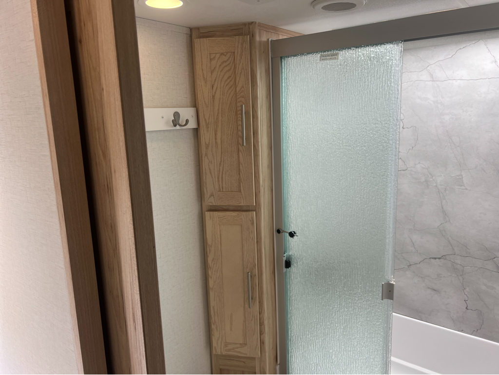 2023 Alliance RV Avenue 36BRM - Image 16