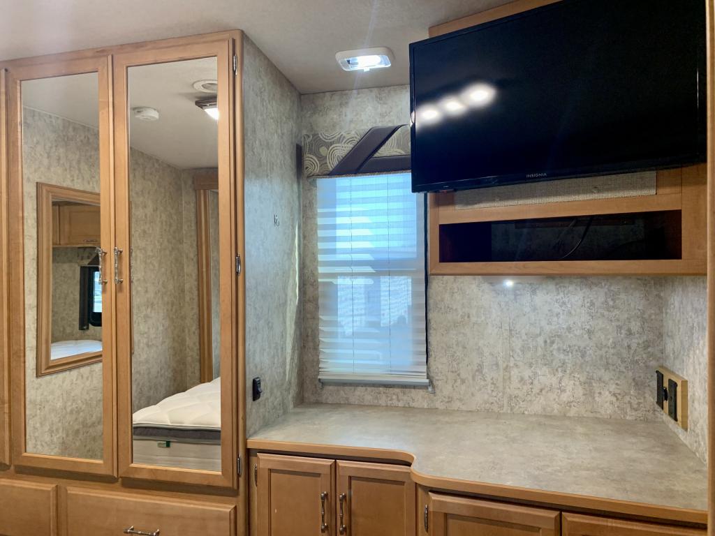 2007 WINNEBAGO VOYAGE 35A FORD - Image 41