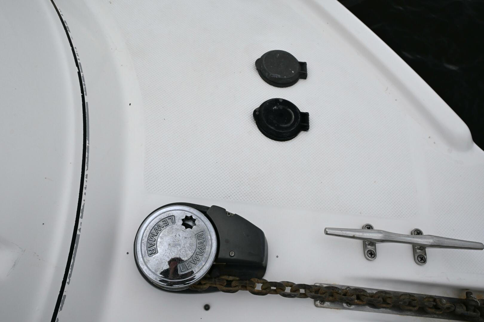 1996 Bayliner 4087 Aft Cabin Motoryacht - Image 13