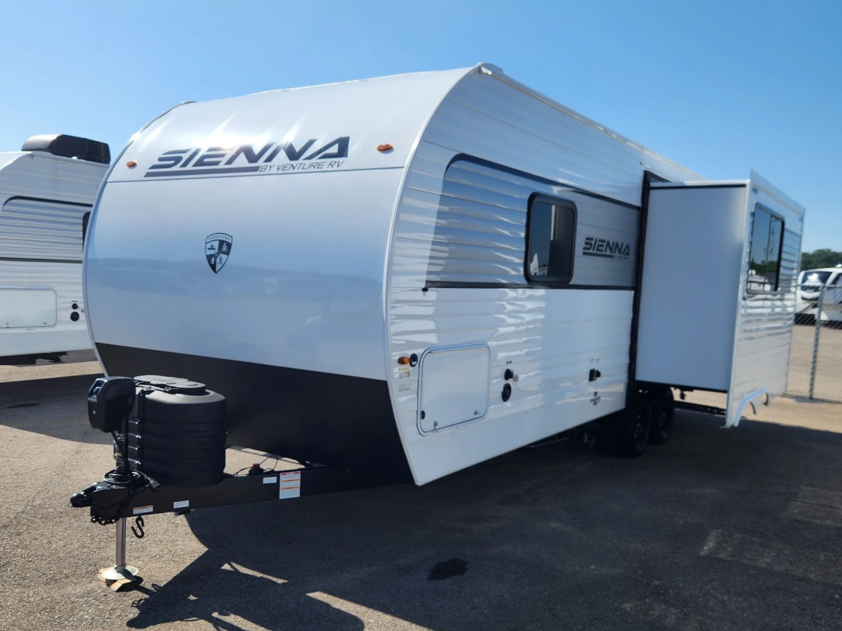 2026 VENTURE RV SIENNA 231VRK - Image 2