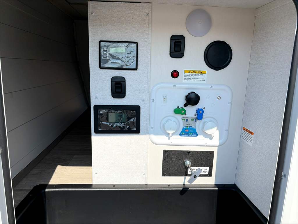 2027 JAYCO EAGLE 265FKDS - Image 5
