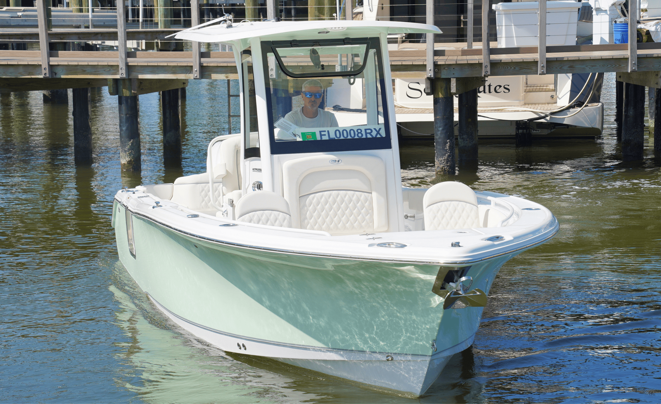 2027 SEA HUNT ULTRA 255SE - Image 7