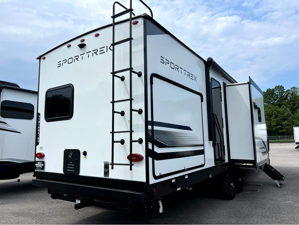 2027 VENTURE RV SPORTTREK 333VIK - Image 4