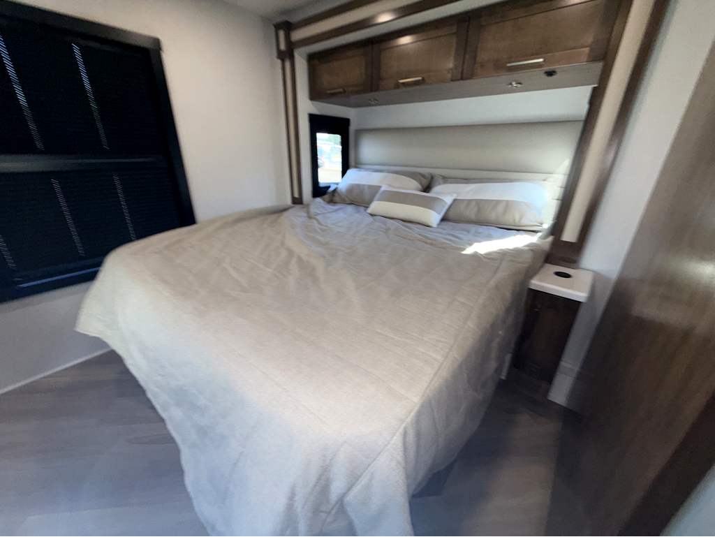 2026 JAYCO SENECA 37M - Image 30