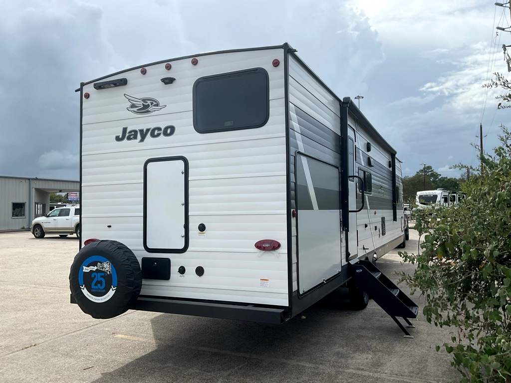 2027 JAYCO Jay Flight 295TBS - Image 31