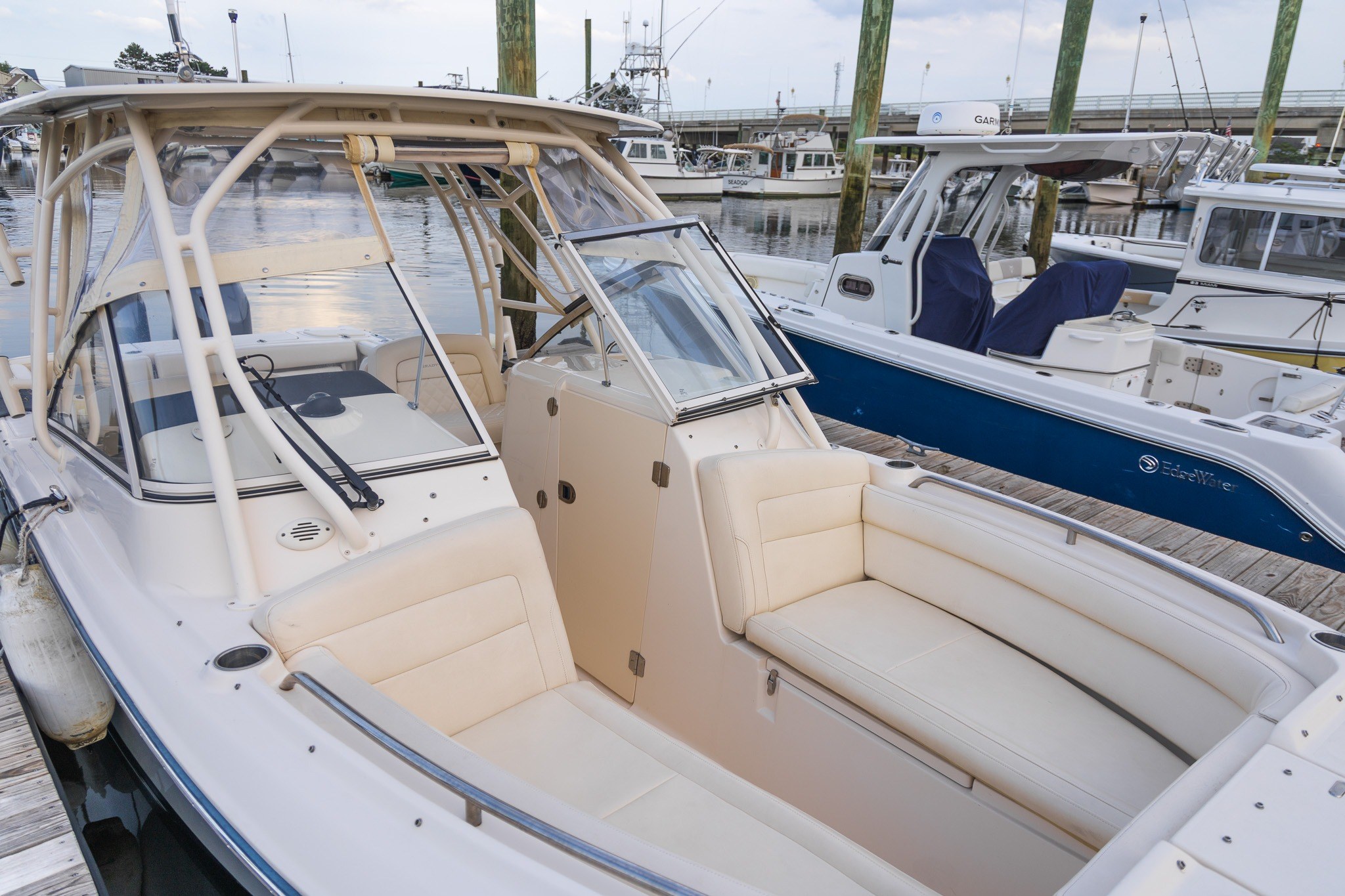 2023 Grady-White Freedom 275 - Image 41