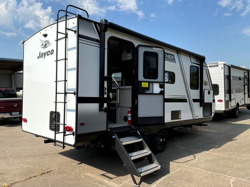 2027 JAYCO Jay Feather 18RBF - Image 5