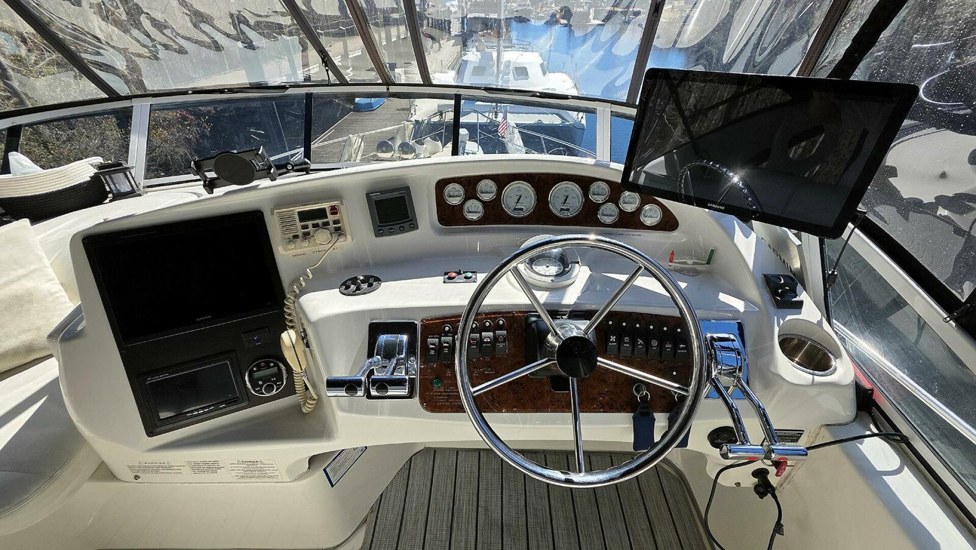 2001 Silverton 410 Sport Bridge - Image 31