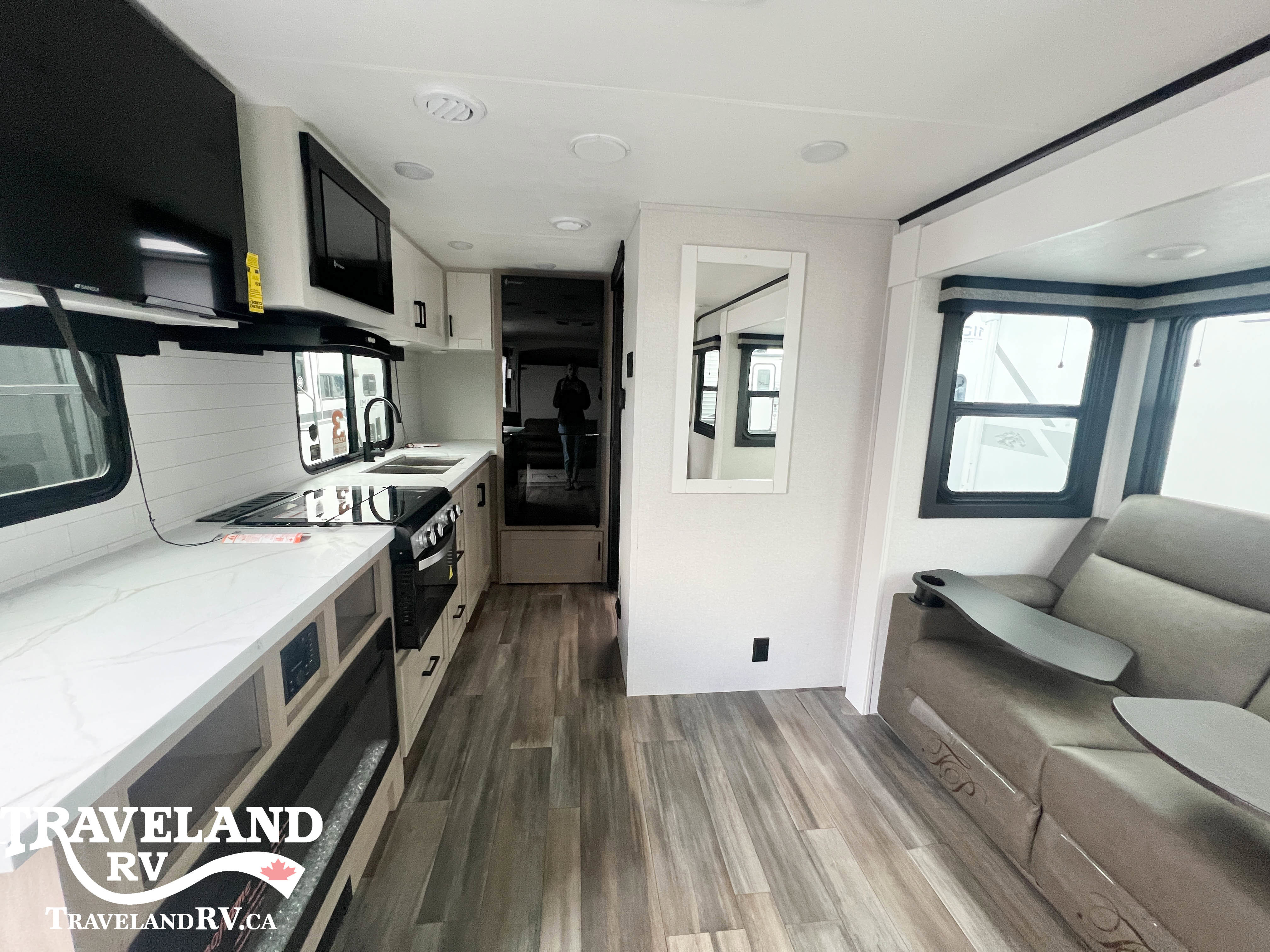 2026 Highland Ridge Range Lite 200MLM - Image 8