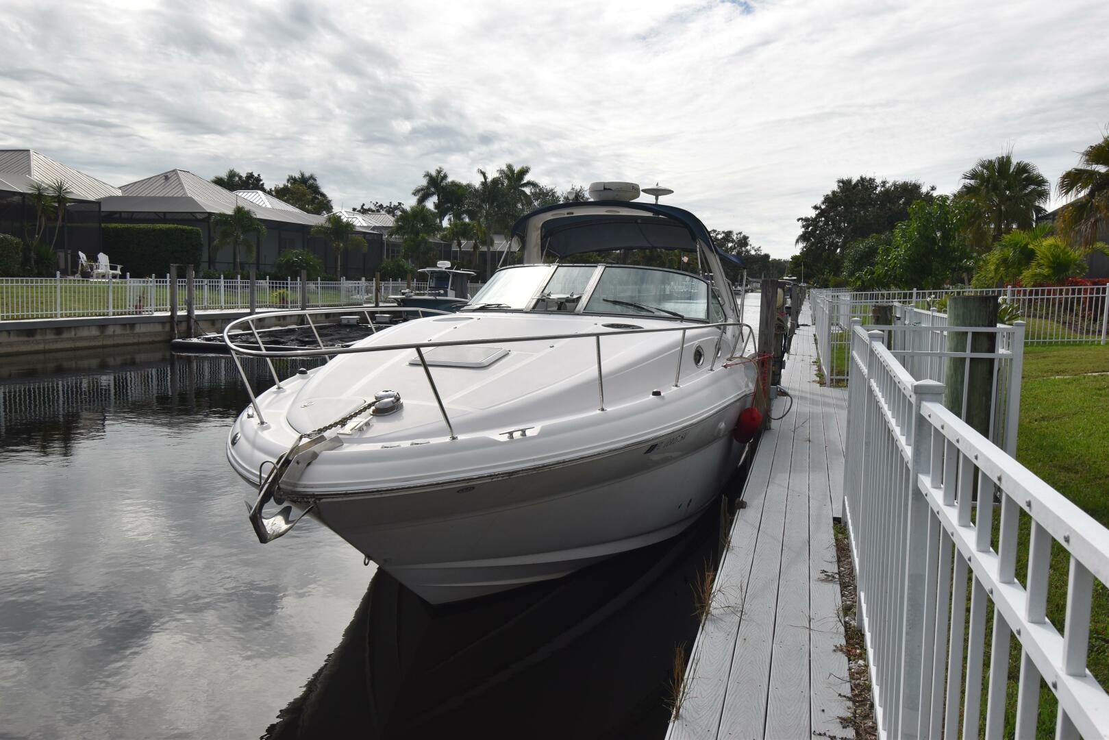 2006 Sea Ray 320 Sundancer - Image 2