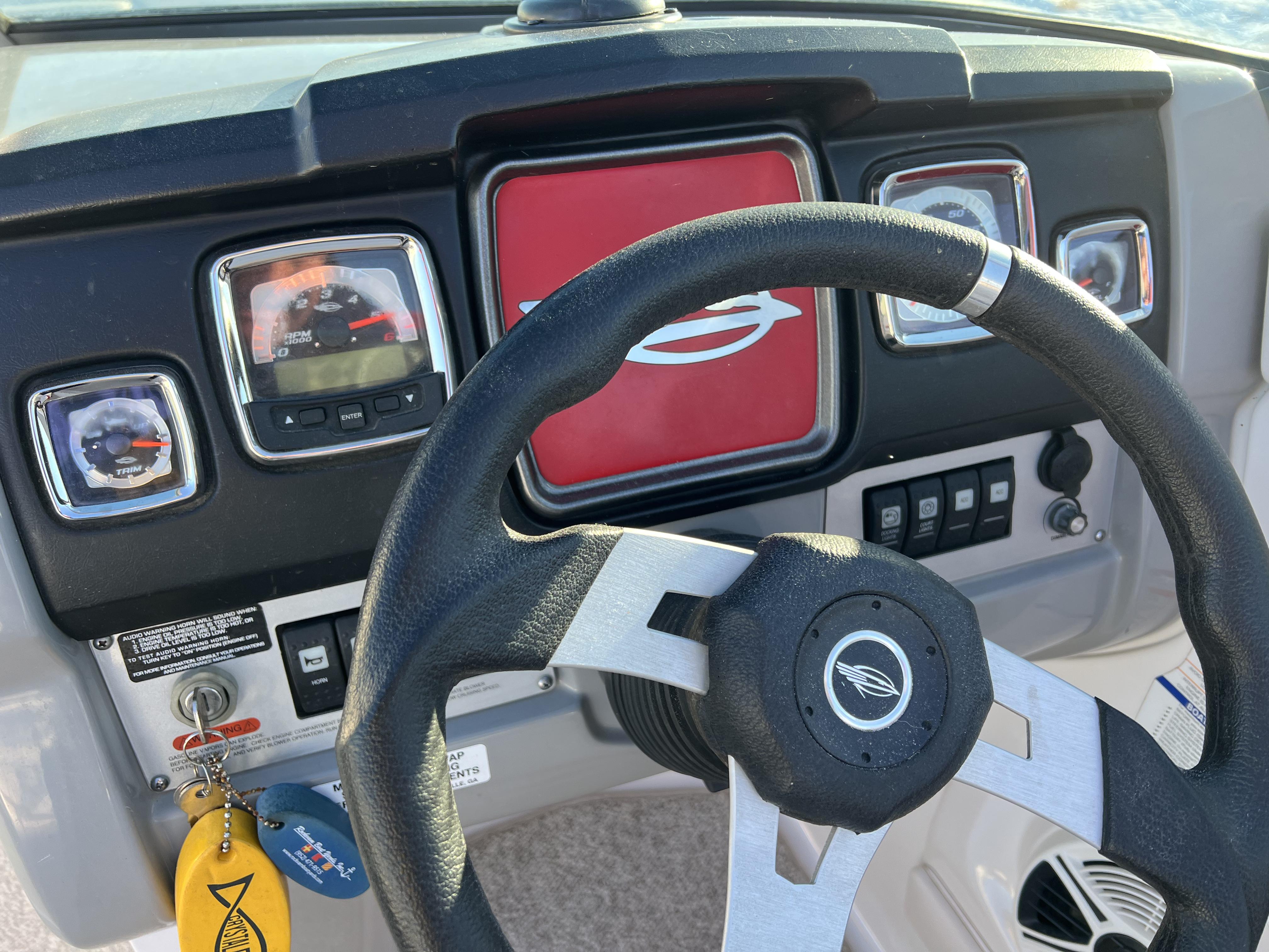 2010 CHAPARRAL 216 - Image 14