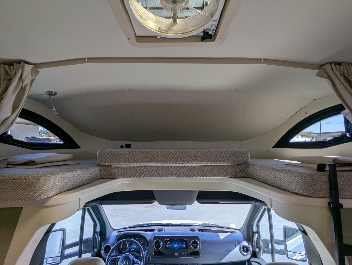 2022 Winnebago View 24D - Image 10
