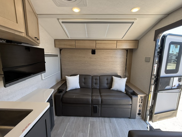 2026 Ember RV Overland Series 190MSL - Image 5