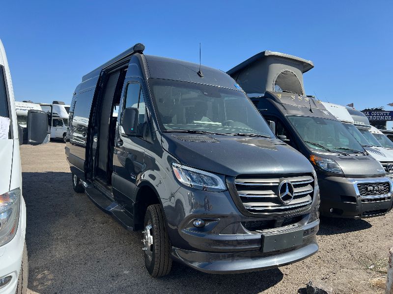 2024 Holiday Rambler Xpedition SL4E - Image 33