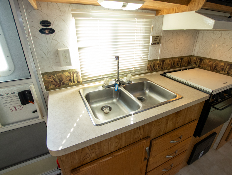 2002 Shasta Oasis 255TBS - Image 7