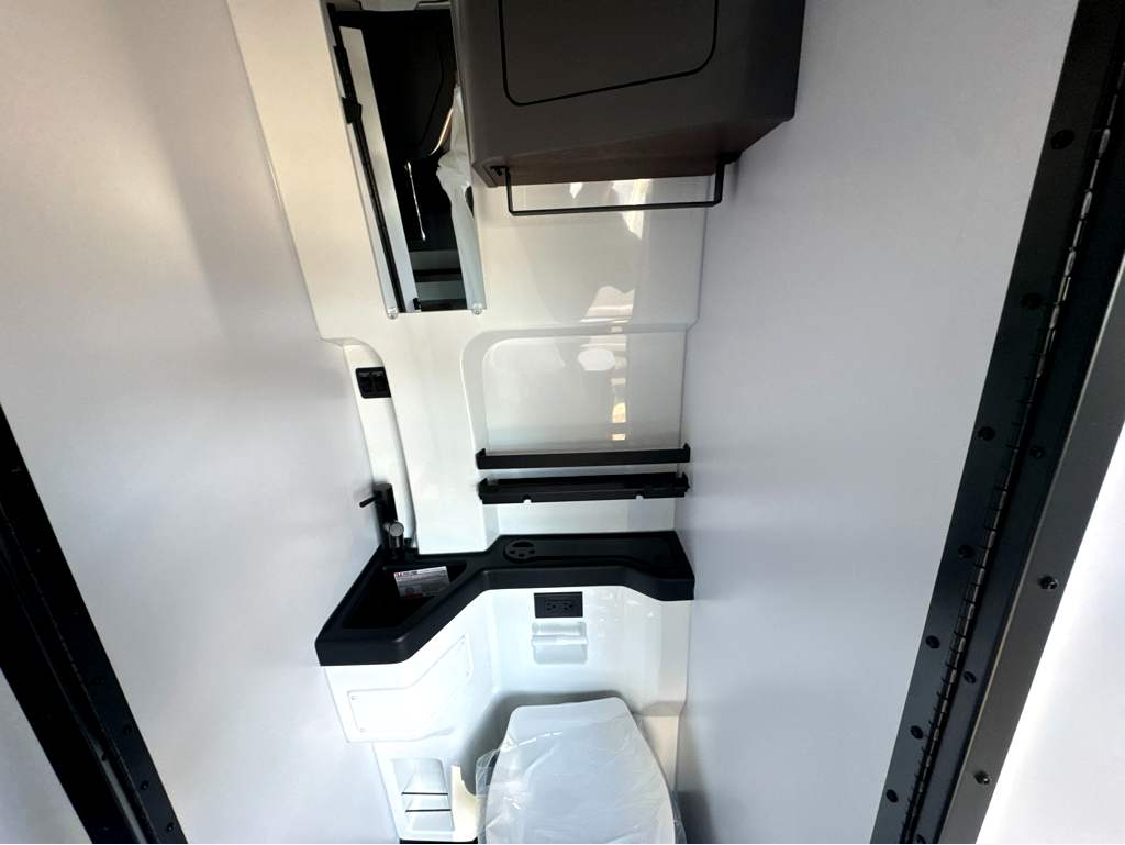 2027 GRAND DESIGN LINEAGE SERIESVP LVP2 - Image 16