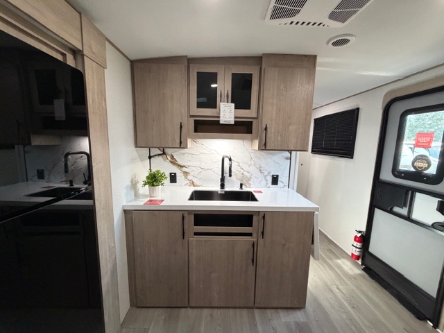 2026 Grand Design Imagine 3100RD - Image 19