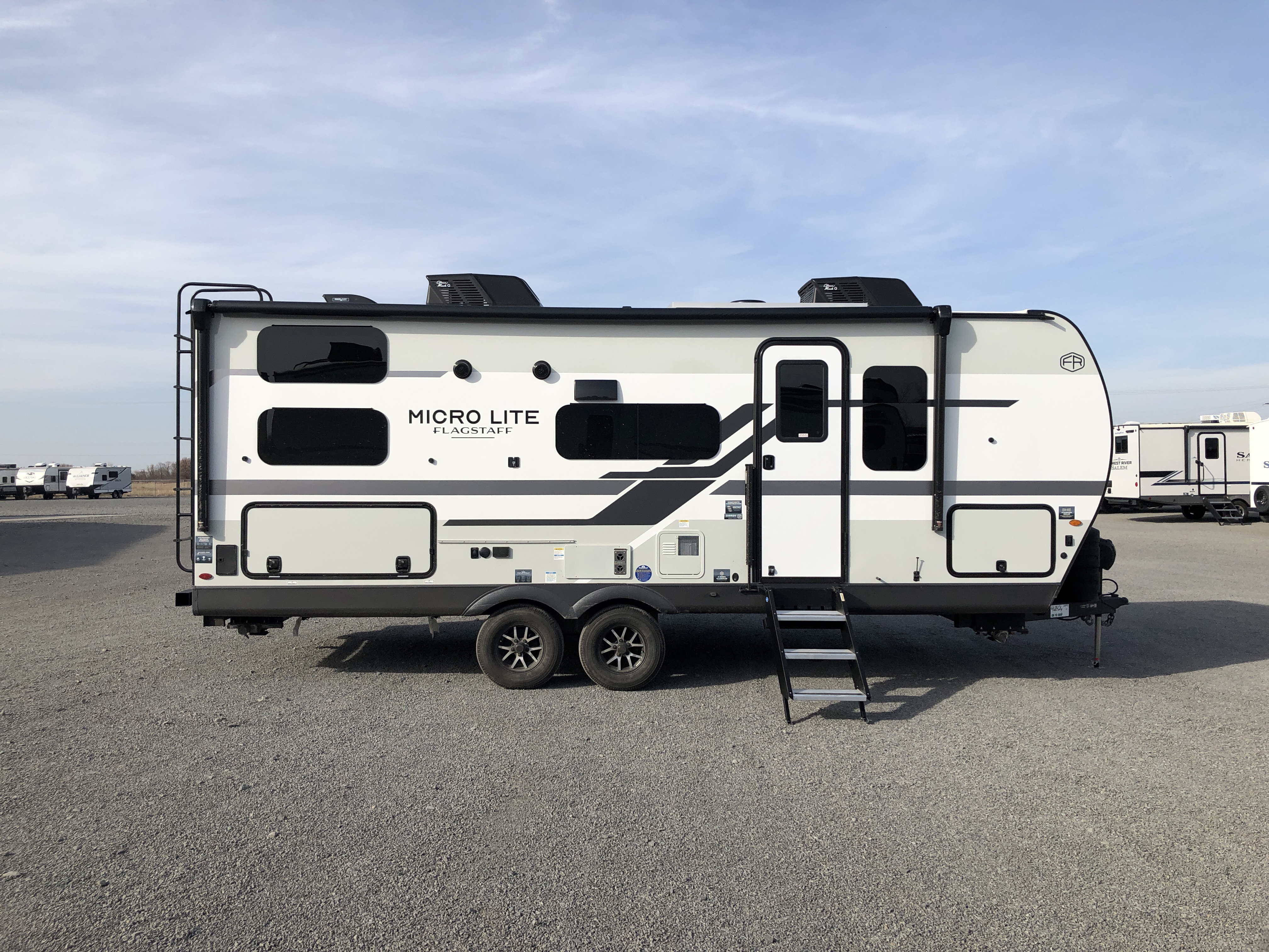 2026 Forest River Flagstaff Micro Lite 25BRDS - Image 8