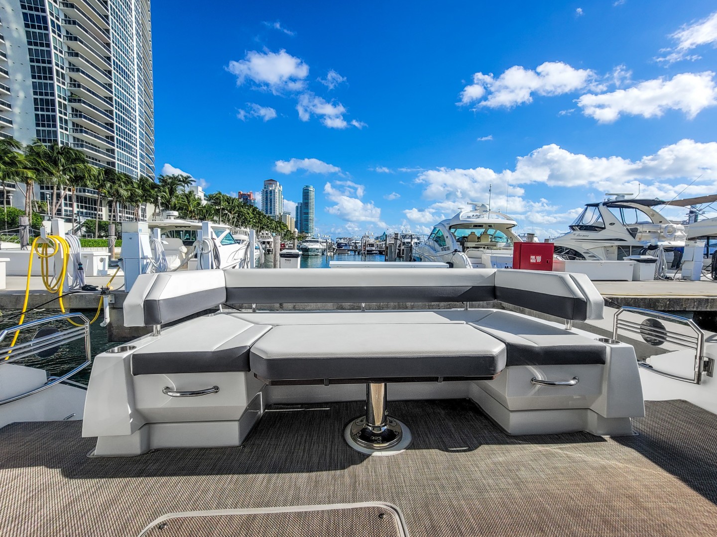 2019 Cruisers 50 Cantius - Image 14