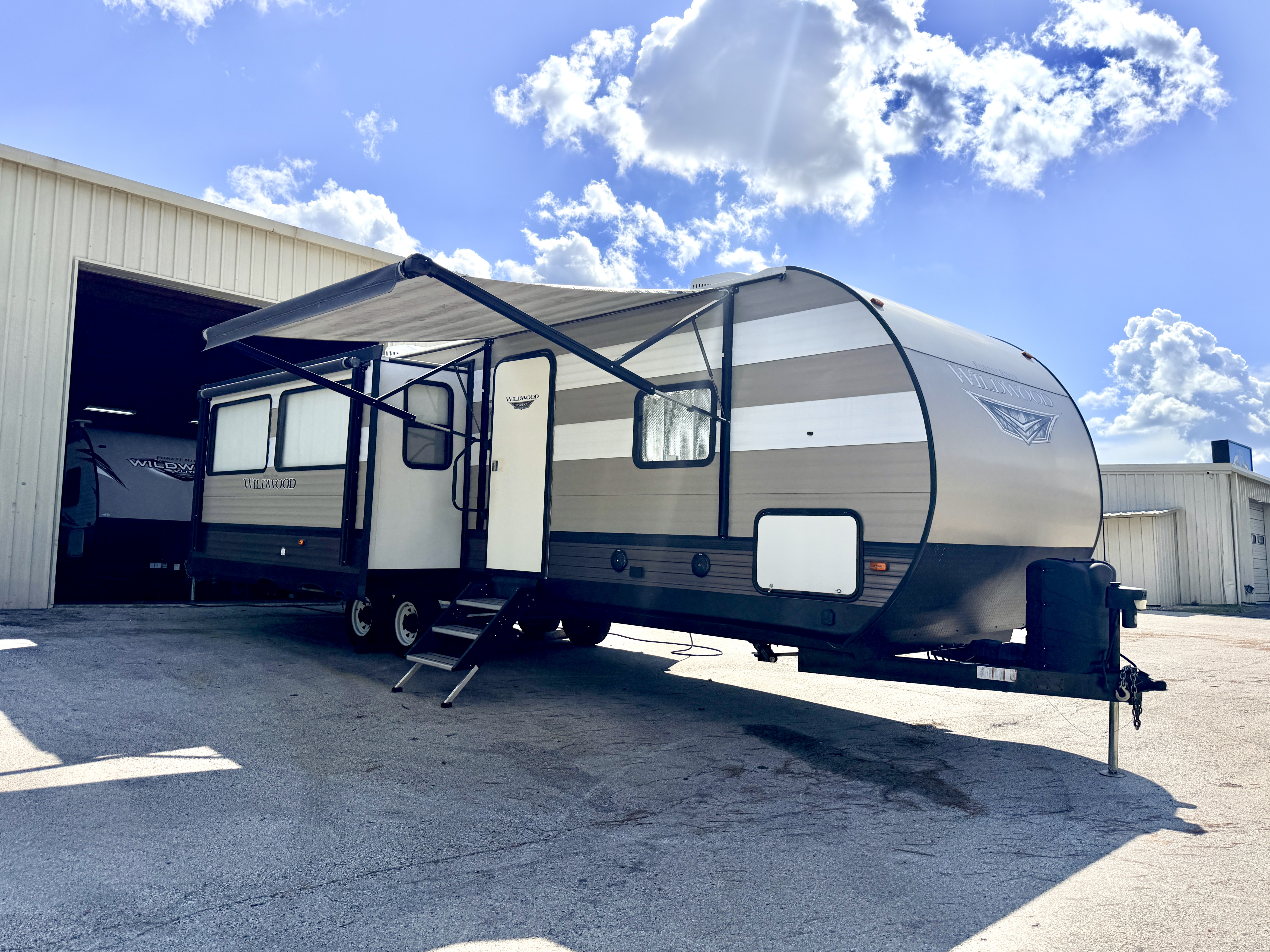 2019 Forest River Wildwood 27RE - Image 1