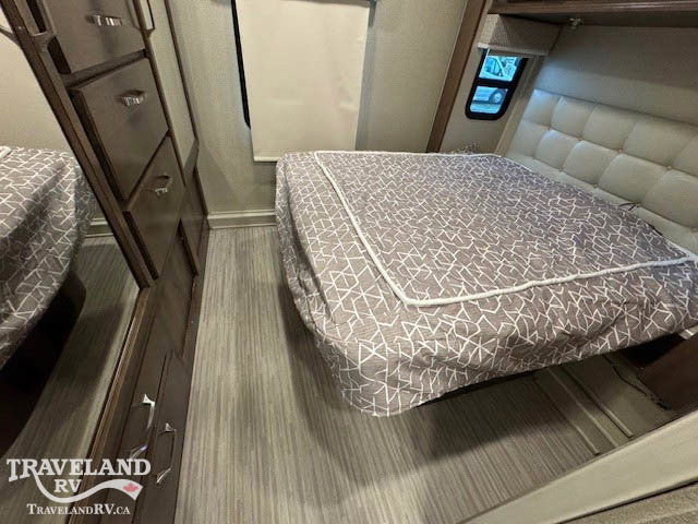 2018 Entegra Coach Esteem 29V - Image 11