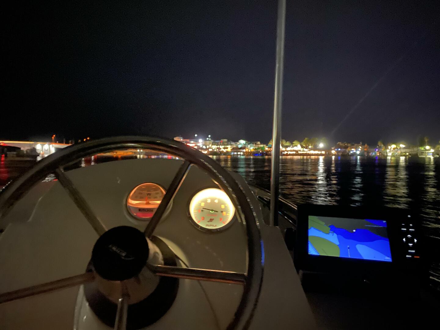2018 Boston Whaler 150 Super Sport - Image 19