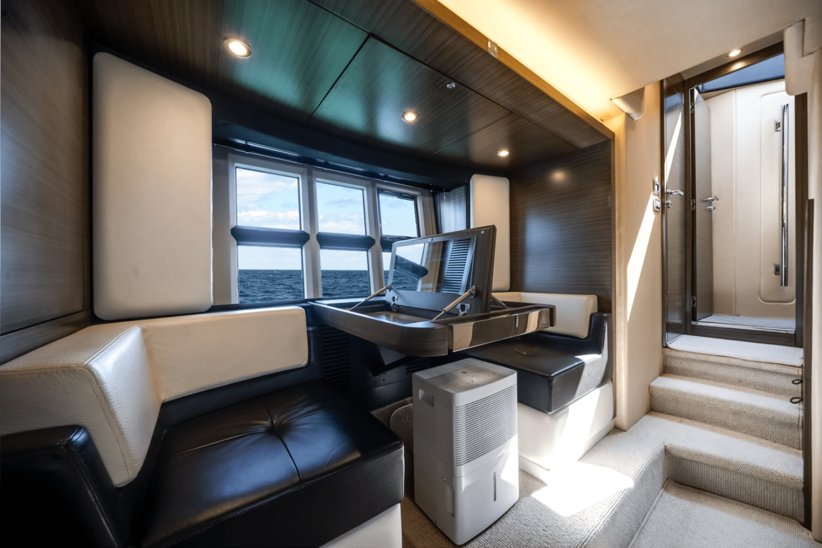 2017 Azimut 55S - Image 30
