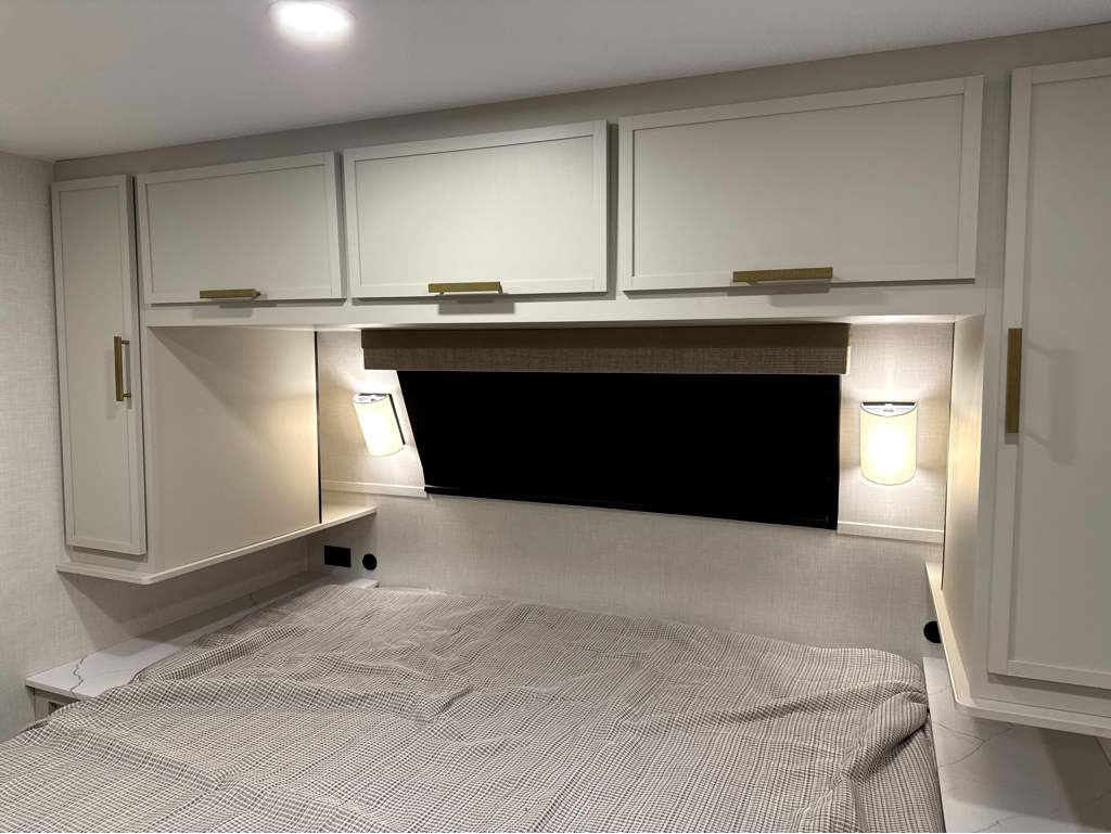 2027 VENTURE RV STRATUS 271VRK - Image 24